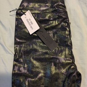 LuLaRoe Luxe Camo leggings S NWT